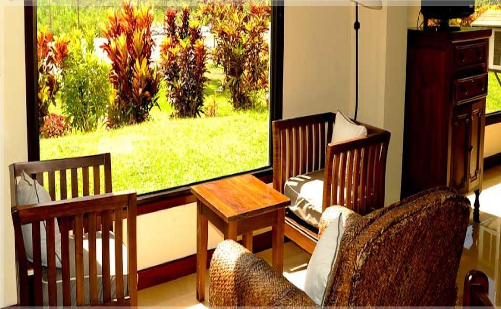 Hotel Presidente Selva La Merced  Buitenkant foto