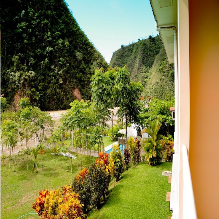 Hotel Presidente Selva La Merced  Buitenkant foto